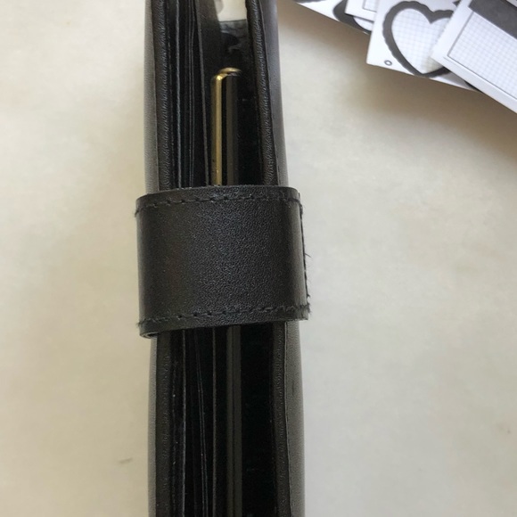 LILLIAN VERNON VINTAGE LEATHER PLANNER - Picture 5 of 14